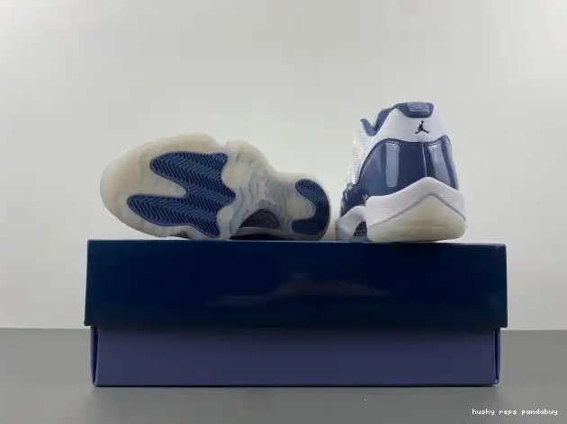 Cheap Husky 11 Jordan Navy FV5104-104 Low Retro (2024) Midnight 0515